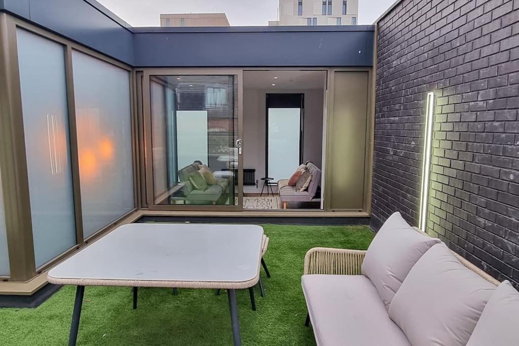 Stunning Luxury Townhouse In Centre Of Manchester Ngoại thất bức ảnh