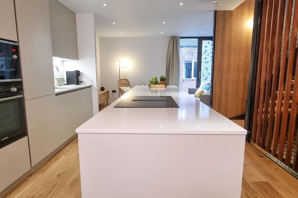 Stunning Luxury Townhouse In Centre Of Manchester Ngoại thất bức ảnh